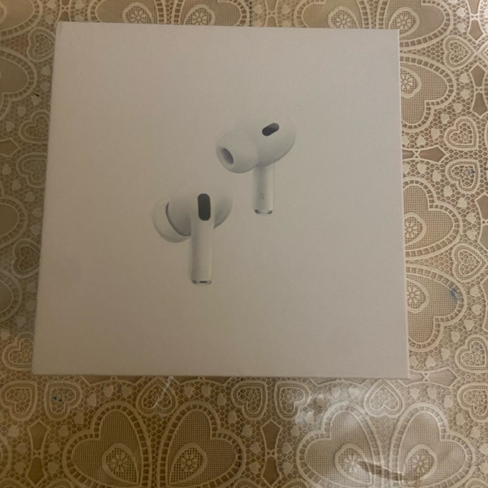 Apple White Earbud Headphones